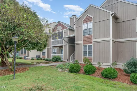 3706 Chimney Ridge Pl #201, Durham, NC 27713