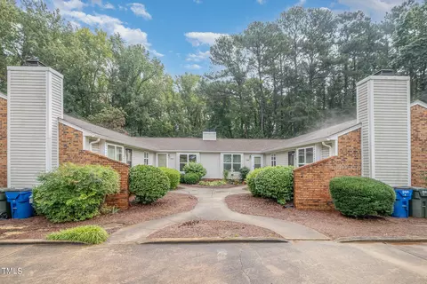 5904 Westcreek Pl, Raleigh, NC 27606