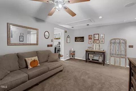 2012 Freeport Dr, Cary, NC 27519 photo 23
