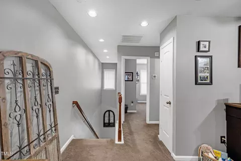 2012 Freeport Dr, Cary, NC 27519 photo 22