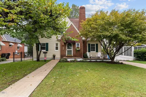 230 Rolling Rd, Burlington, NC 27217