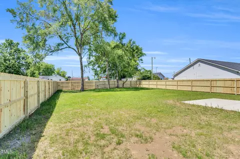 Exterior - 306 E Godwin St, Dunn, NC 28334 photo 4 of 8
