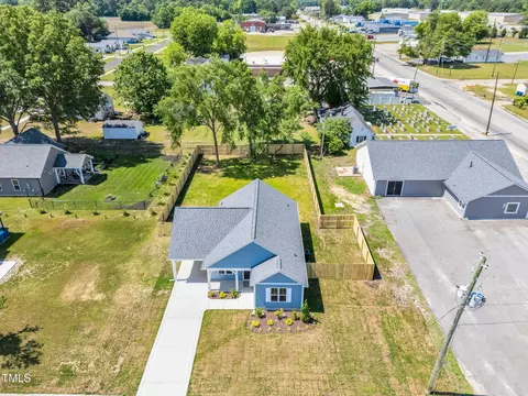 View/Area - 306 E Godwin St, Dunn, NC 28334 photo 1 of 5