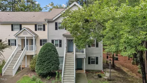 129 Scott Ln, Chapel Hill, NC 27514