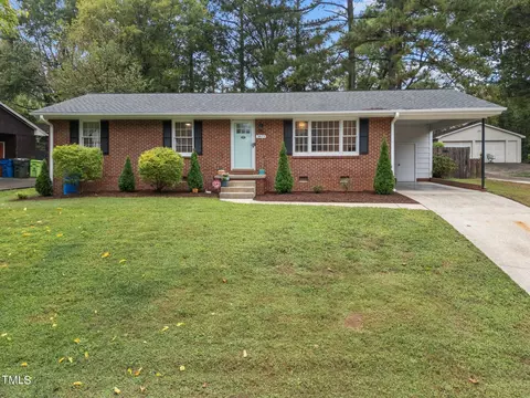 3613 Arrowwood Dr, Raleigh, NC 27604