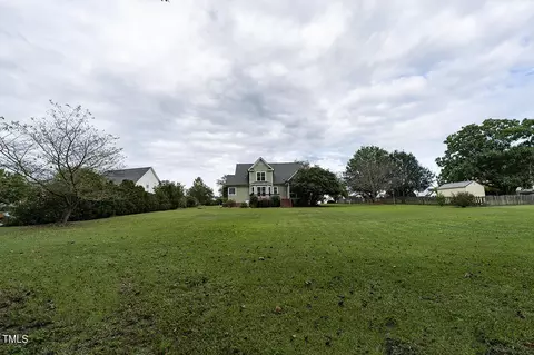 7208 Ladora Dr, Willow Spring, NC 27592 photo 8
