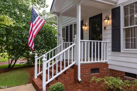 Exterior - 1015 Apache Ln, Apex, NC 27502 photo 3 of 13