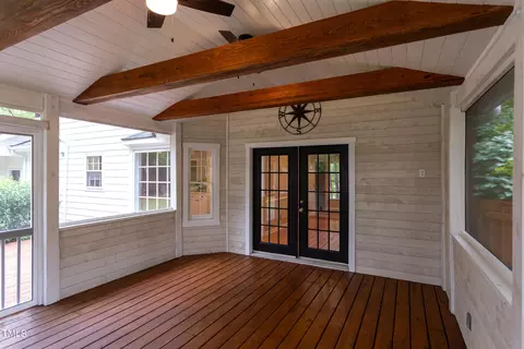 Exterior - 1015 Apache Ln, Apex, NC 27502 photo 6 of 13