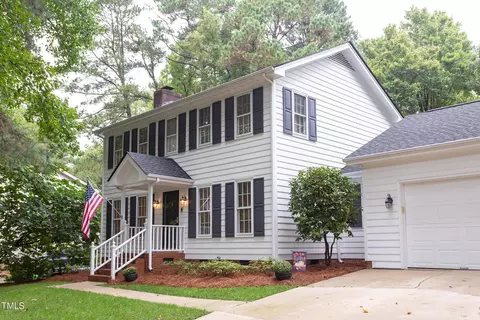 Exterior - 1015 Apache Ln, Apex, NC 27502 photo 2 of 13