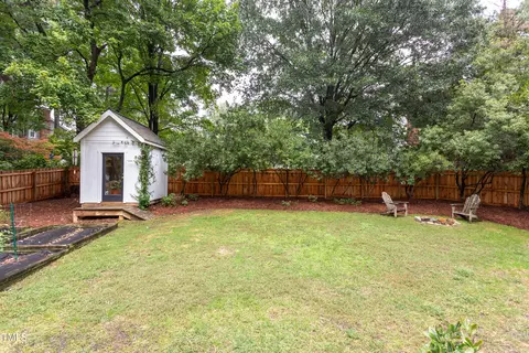 Exterior - 1015 Apache Ln, Apex, NC 27502 photo 11 of 13