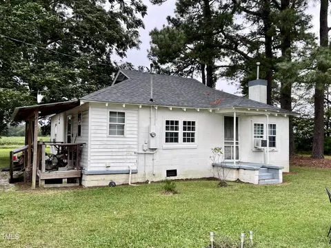 341 Johnston Hwy, Newton Grove, NC 28366