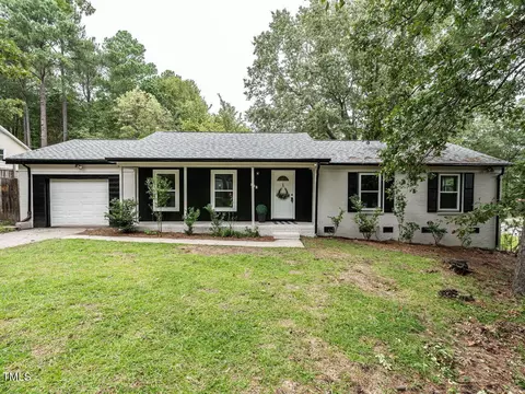 102 Hadley Ln, Durham, NC 27713