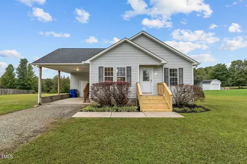 5604 Wagon Farm Rd, Efland, NC 27243