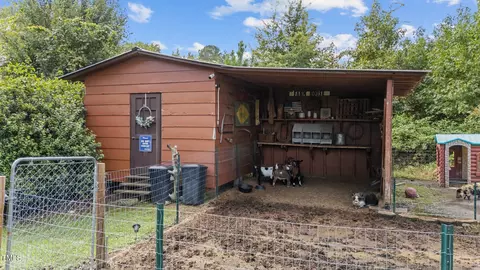 7756 Brogden Rd, Smithfield, NC 27577 photo 8
