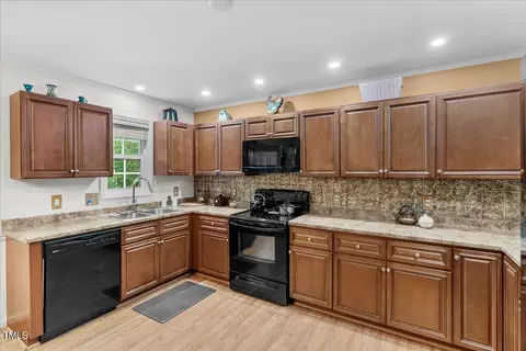 633 Mountain View Rd, Macon, NC 27551 photo 8