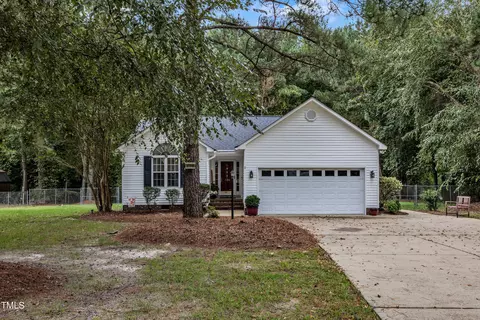 338 Parrish Farm Ln, Benson, NC 27504