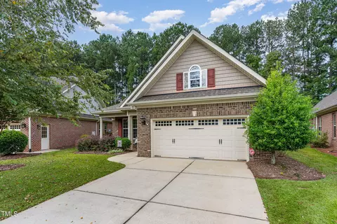 272 Easy Wind Ln, Garner, NC 27529 photo 4