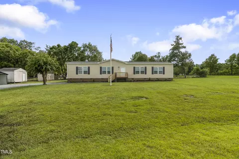 26 Ridgeford Dr, Broadway, NC 27505