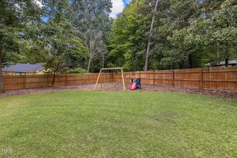 172 Foxglove Dr, Garner, NC 27529 photo 7