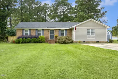 761 N Willow St, Angier, NC 27501