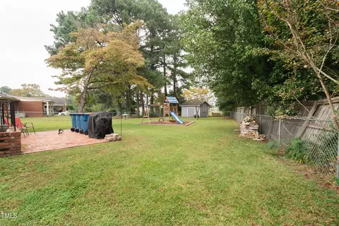 405 Marlowe Dr, Dunn, NC 28334 photo 17