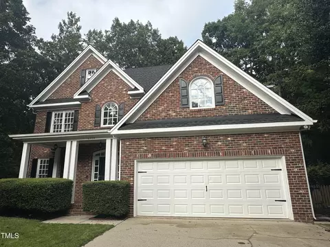 4909 Long Point Ct, Raleigh, NC 27604