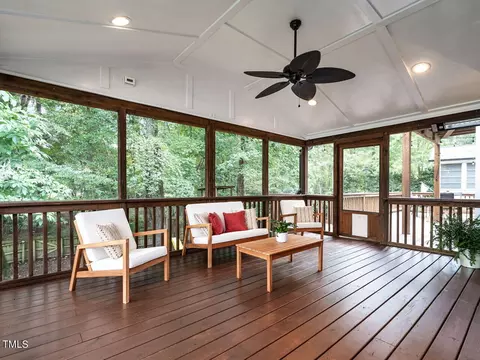 2011 Templeton Gap Dr, Apex, NC 27523 photo 27