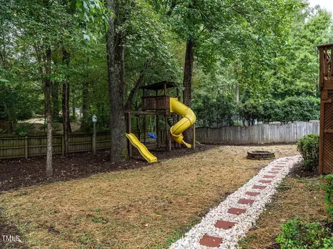 2011 Templeton Gap Dr, Apex, NC 27523 photo 31