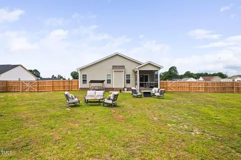 33 Hawks Croft Ct, Erwin, NC 28339 photo 22