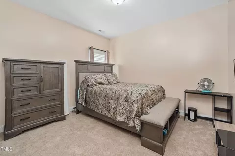33 Hawks Croft Ct, Erwin, NC 28339 photo 17