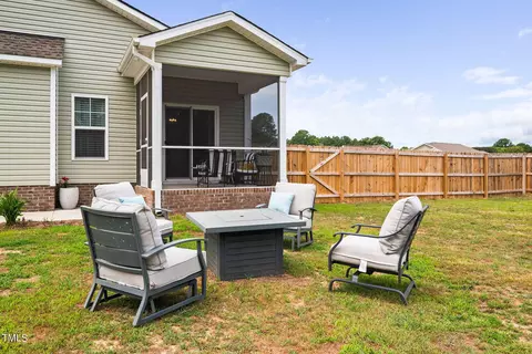 33 Hawks Croft Ct, Erwin, NC 28339 photo 24