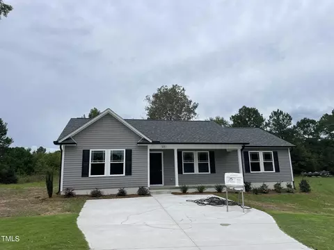329 Ewing Dr, Selma, NC 27576