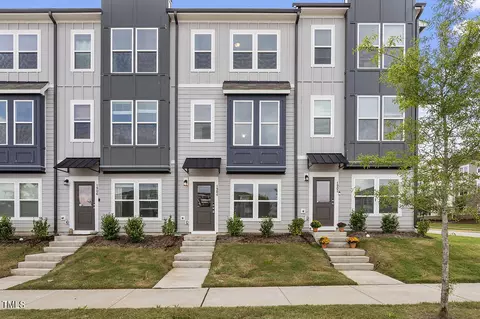 1904 Oak City Ln, Raleigh, NC 27610
