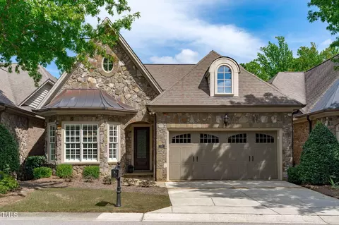 820 Angelica Cir, Cary, NC 27518