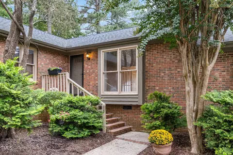 200 W Woodcroft Pkwy #50B, Durham, NC 27713