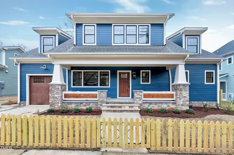 417 E Moore St, Apex, NC 27502