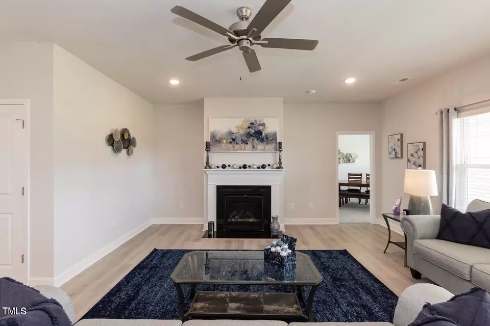 Living - 95 Watermelon Dr, Franklinton, NC 27525 photo 3 of 3