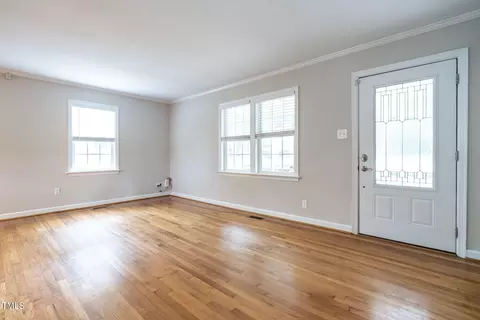 Living - 116 Plainview Ave, Raleigh, NC 27604 photo 2 of 6