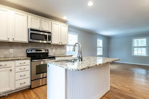 Kitchen - 116 Plainview Ave, Raleigh, NC 27604 photo 4 of 6