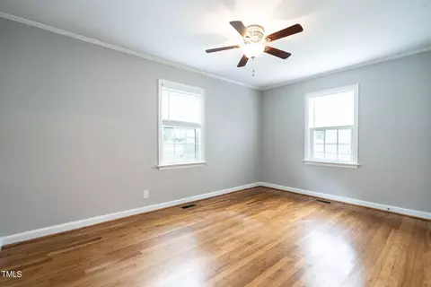 Bedroom - 116 Plainview Ave, Raleigh, NC 27604 photo 4 of 5
