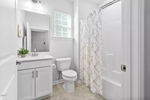 Bath - 1201 Farm Leaf Dr, Durham, NC 27703 photo 3 of 3