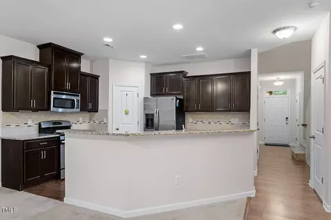 23 Daly Ct, Durham, NC 27705 photo 5