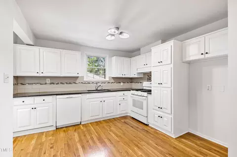 3505 Apache Dr, Raleigh, NC 27609 photo 12