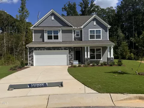 700 Highview Dr, Benson, NC 27504