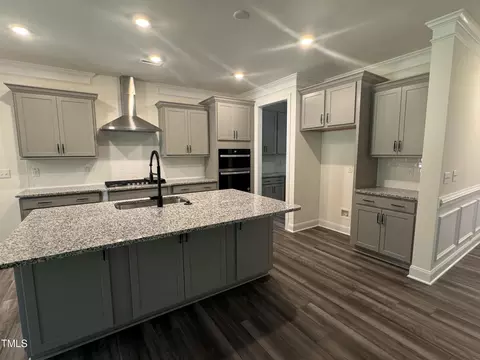 700 Highview Dr, Benson, NC 27504 photo 5