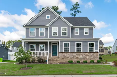 3736 Shires Edge Dr, New Hill, NC 27562