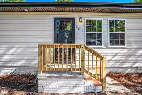Exterior - 105 1st St, Erwin, NC 28339 photo 1 of 7