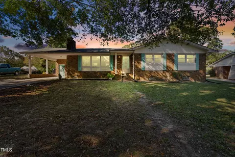 705 Wedgewood Ave, Zebulon, NC 27597