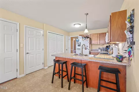 Kitchen - 99 Jackson Trl Trl, Dunn, NC 28334 photo 1 of 5