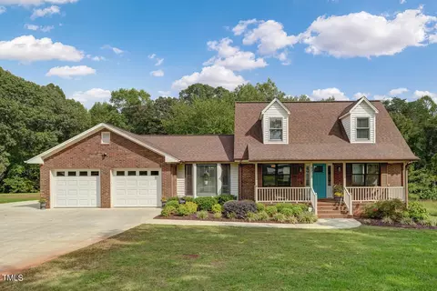 3215 Mansfield Rd, Burlington, NC 27217